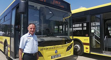 Hem otobüs şoförü, hem de şair