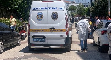 İzmir'de emniyet bekçisi, 9 yaşındaki kızının yanında cinayete kurban gitti