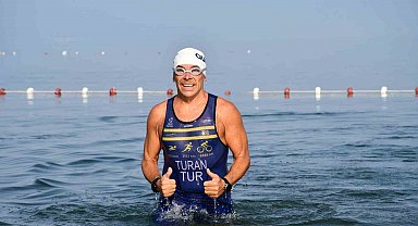 İznikli Yüzücü Guınness İçin Ter Döküyor