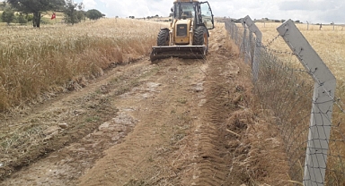 Karesi Belediyesi Tarla Yollarını Açıyor