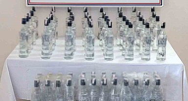 Kemer'de jandarmadan kaçak içki operasyonu