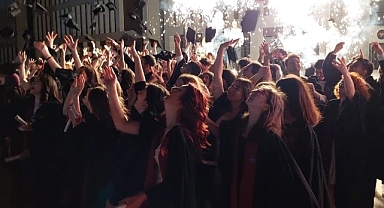 SYAL’de Mezuniyet Coşkusu   