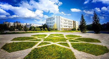 Üniversite tercih sürecinde öğrencilere akademik tavsiye