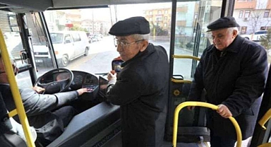 65 Yaş Üzeri Ücretsiz Toplu Taşıma Devam Edecek Mi? Bakanlıktan Açıklama