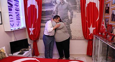 ALKÜ Rektörü Türkdoğan, şehit ailesiyle bir araya geldi