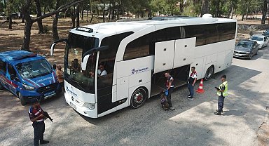 Antalya'nın gözde turizm merkezlerinde uyuşturucu operasyonu: 11 gözaltı