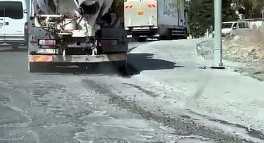 Asfalta beton dökerek ilerleyen miksere 6 bin 291 TL ceza