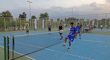 Ayak Tenisi 'Zafer Kupası' için oynandı