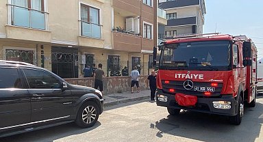 Aynı saatte iki farklı binanın elektrik panosunda yangın çıktı