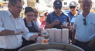 Ayvalık Belediyesi’nden Aşure Hayrı
