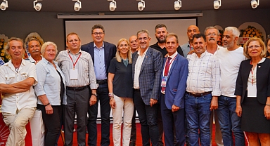 Ayvalık CHP’de Hüseyin Şalmanlı’ya Güvenoyu   