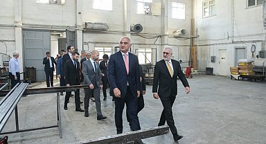 Bakan Ersoy, yeni sezonda Devlet Tiyatroları'nda sahnelenecek temsiller hakkında bilgi aldı