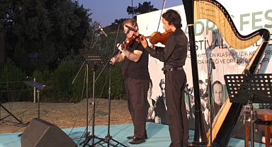 Balıkesir'de Antik Mekandaki Konser İlgi Gördü   