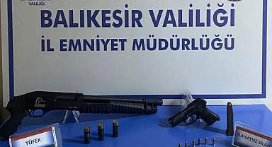 Balıkesir'de  Aranan 28 Şahsa Gözaltı   