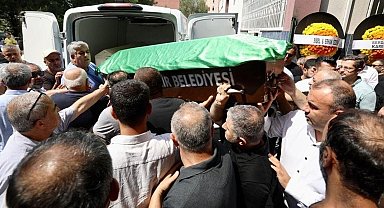 Balkondayken maganda kurşunuyla hayatını kaybeden adama acı veda