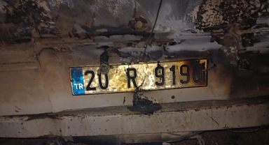 Bandırma'da Park Halindeki Araçta Çıkan Yangın Ormanlık Alana Sıçradı   