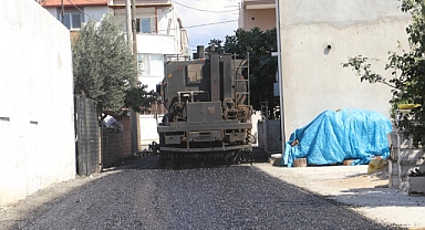 Burhaniye Belediyesi’nden Yol Seferberliği!