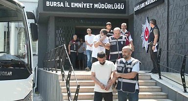 Bursa'da aranan şahıslara şafak operasyonu