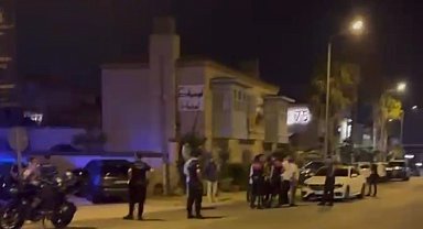 Çeşme'de eğlence mekanında silahlı kavga: 1 ölü, 7 yaralı