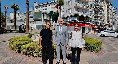 Denizli'nin simgesi cam horoz 10 yaşında