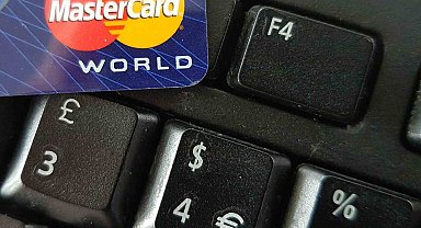 Kartlı ödemeler Haziran'da yüzde 109 arttı