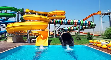 Kavurucu sıcaklarda su parklarına gidenler dikkat: Hijyen çok önemli