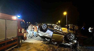 Kontrolsüz kavşaktan geçmek için 2 dakika 50 saniye beklediler ama ölümden kaçamadılar