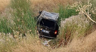 Konya'da hafif ticari araç takla attı: 1 yaralı