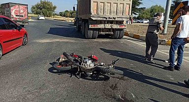 Konya'da kamyon ile motosiklet çarpıştı: 2 yaralı