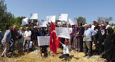 Köy sakinleri eylem yaptı...Köylerinde mermer ocağı istemiyorlar