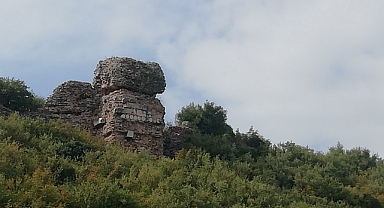 Osmanlı’dan Kalan Tarihi Kale İlgi Bekliyor   