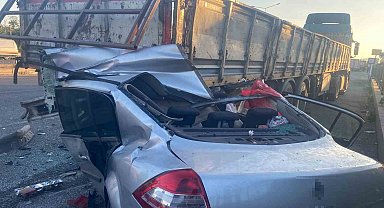 Tatilden Dönen Aile Kaza Yaptı: 4 Ölü, 2 Yaralı