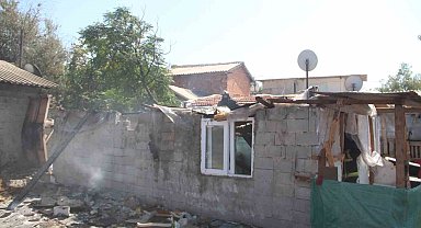 3'üncü kez yandı, bitişikteki ev sahibi isyan etti