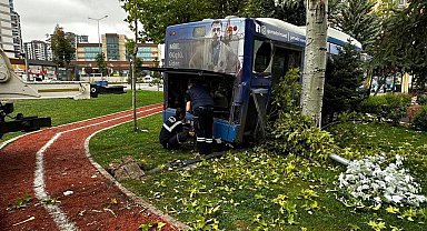Ankara'da korkutan kaza