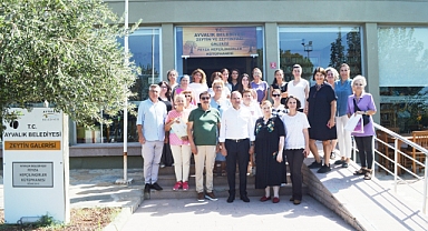 Ayvalık’ta Zeytin Çiftçisi Kadınlara Başarı Belgesi   