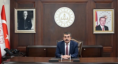 Bakan Yusuf Tekin, Türkiye'de Kaç Suriyeli Öğrenci Olduğunu Açıkladı