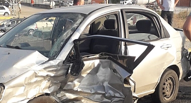 Balıkesir'de Feci Kaza: 4 Yaralı   