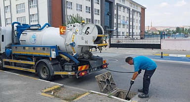 Balıkesir’de Temizlik Çalışmaları Aralıksız Devam Ediyor