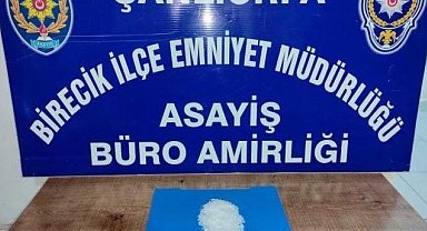 Birecik'te uyuşturucu satıcısı suçüstü yakalandı