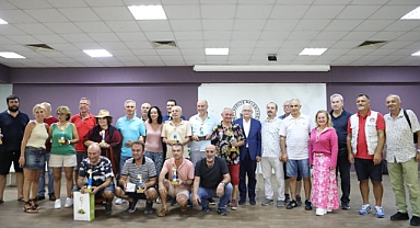 Burhaniye'de Briç Turnuvası Şöleni