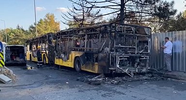 Büyükçekmece'de İETT otobüsü alev alev yandı