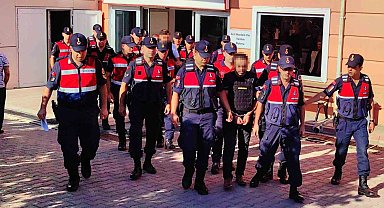 Cinayet şüphelileri çelik yelekle adliyeye sevk edildi