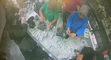 Çocukları hırsızlığa alet ettiler: Kaşla göz arasında 60 bin TL'lik yüzükler böyle çalındı