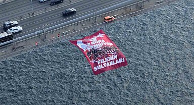Filenin Sultanları'nın bayrağı, Boğaz'daki köprülere asıldı
