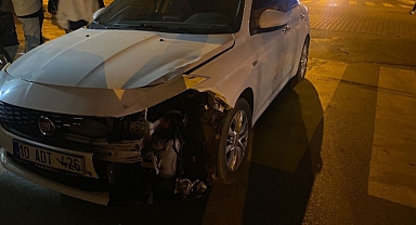 Gönen'de Motosiklet ile Otomobil Çarpıştı: 1 Yaralı