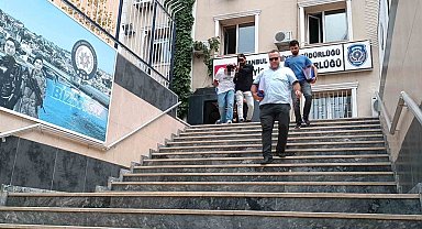 İstanbul'da suç makinesi 3 hırsız otomobilleri soydu