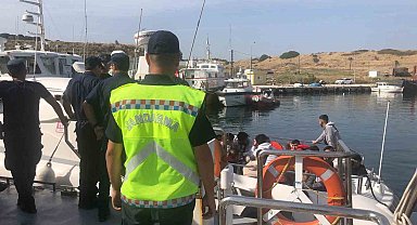 Kaptanı alkollü olan teknede 25 kaçak göçmen yakalandı