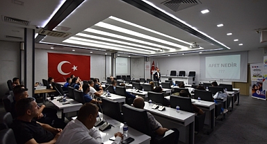 Karesi Belediyesinden Personeline Afet Eğitimi