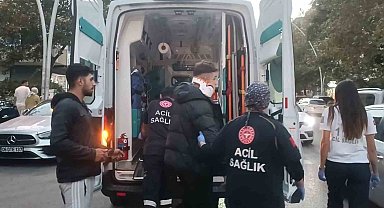 Kaza yapan motosikletli ehliyeti olmadığı için hastaneye gitmeyi reddetti