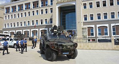 Komşusunu el bombasıyla tehdit eden kadının evinden 2 el bombası çıktı